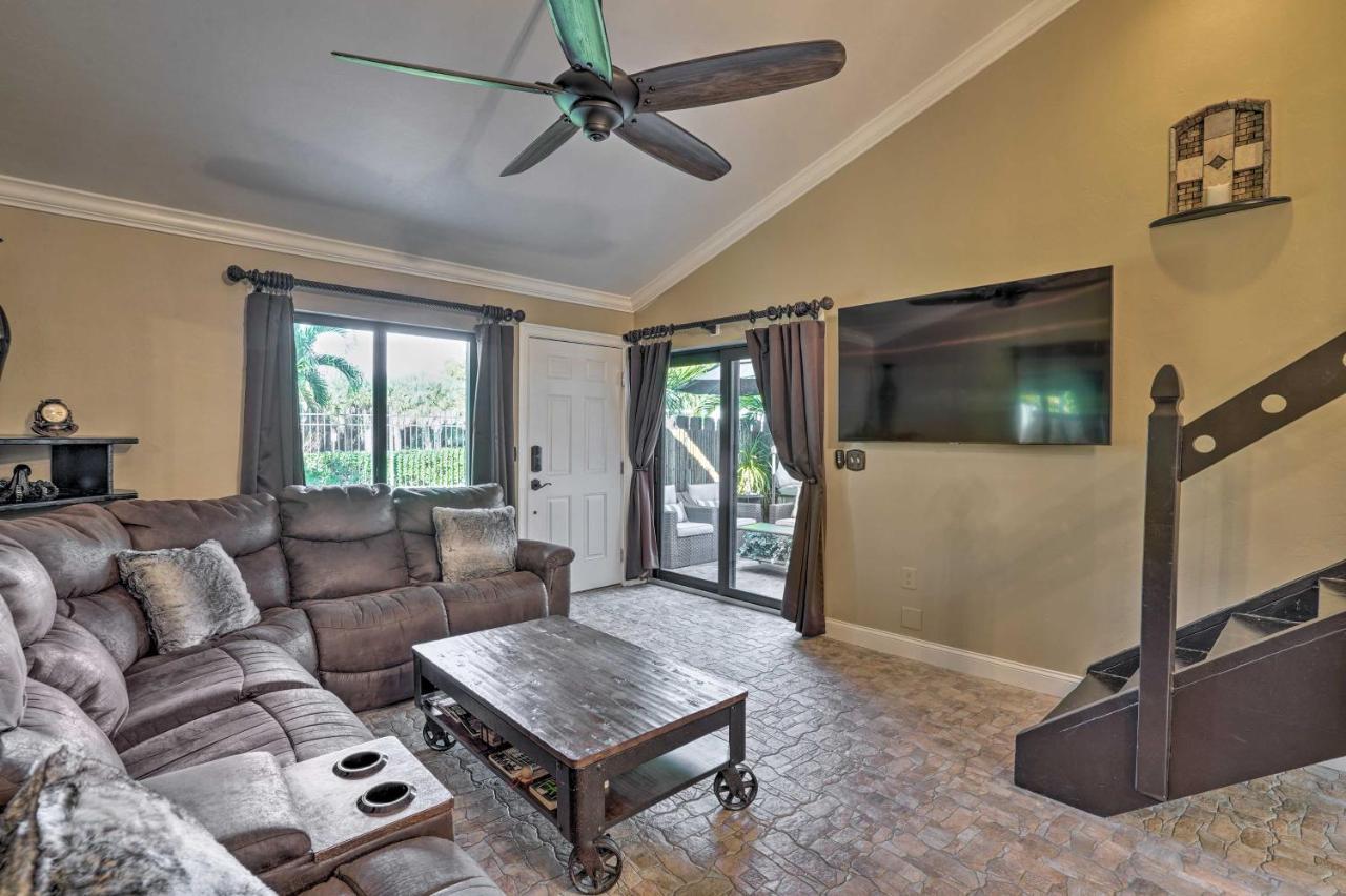 Chic Fort Myers Escape With Community Perks! Экстерьер фото
